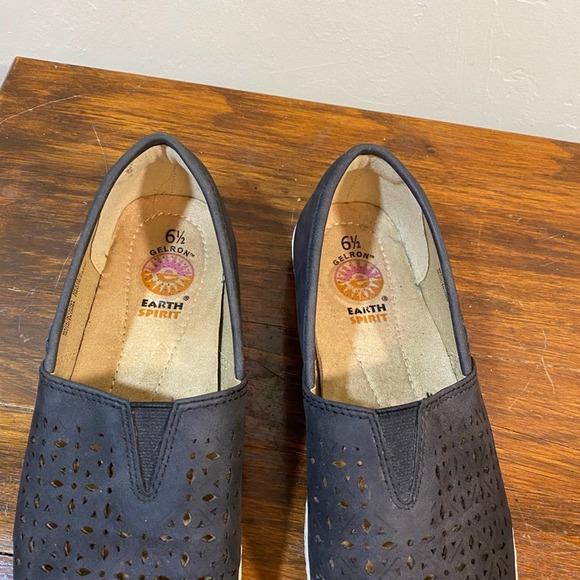 Earth Spirit Shoes Earth Spirit Gelron Slip On Black Shoes Size 65 Poshmark